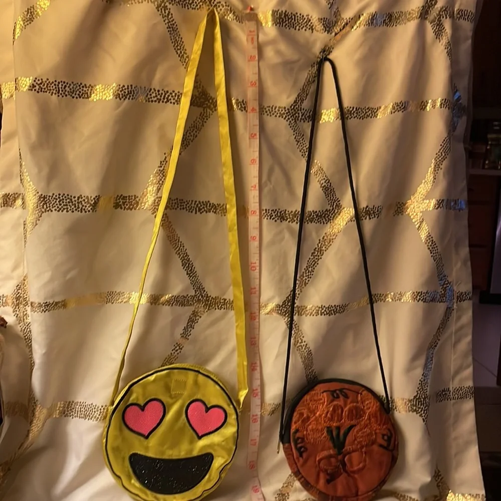 Small purses - lot of 2 small girls bags
